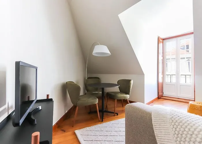The Alecrim Nest - Between River And Chiado * リスボン
