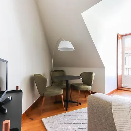 The Alecrim Nest - Between River And Chiado * Lizbona